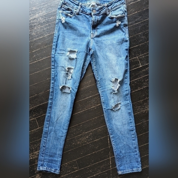 Old Navy Rockstar Jeans Size 8 Regular - Picture 1 of 4